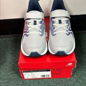 New Balance Kids' 3M boys brand new